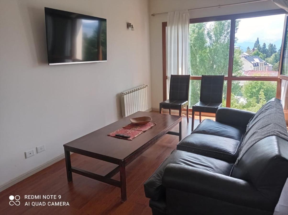 Hermoso Departamento Con Vista Al Y Cochera San Carlos de Bariloche