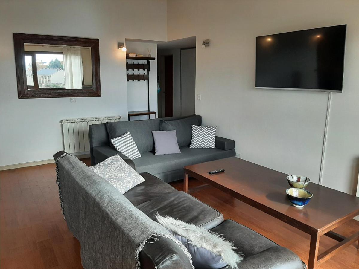 Hermoso Departamento Con Vista Al Y Cochera Apartment San Carlos de Bariloche